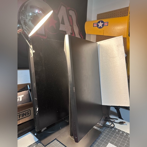 5 in Stock Dell 22” flat panel LED LCD🐭👌❤️2017 - Picture 15 of 17